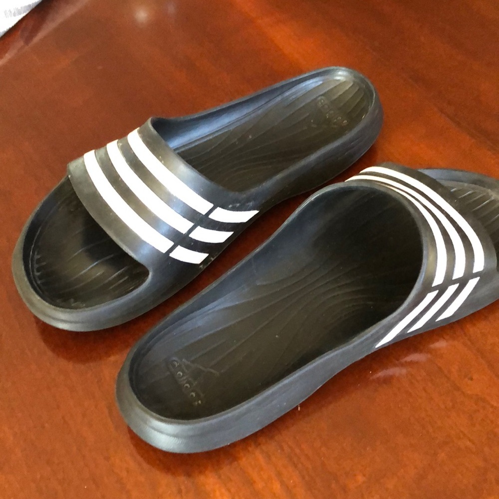adidas Women's Duramo Sleek Slides